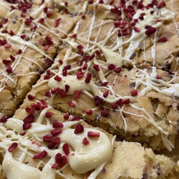 4x White chocolate and raspberry Blondie for our weekday collection service
